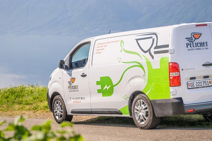 ENVIRONMENT PELICHET electric-vehicle